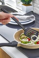 6 'lı Yanmaz Yapışmaz Mutfak Servis Seti Kepçe Çırpıcı Maşa Cımbız Spatula Kaşık 28 Cm